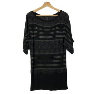 White House Black Market WHBM Black & Silver Chevron Knit Short Sleeve Tunic S
